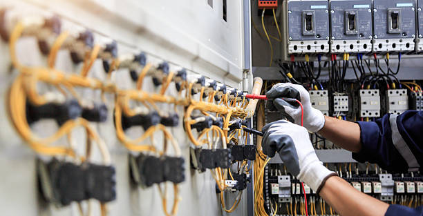 Professional Electrician technician working in Newman, CA